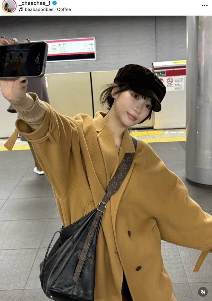 「ルセラが大江戸線に乗った…?」チェウォンの東京散策に反響「え?嘘だろ」「まじか」「聖地巡りしないと!」 – スポーツ報知 東京散策の姿をアップしたチェウォンのインスタグラム(@_chaechae_1)より