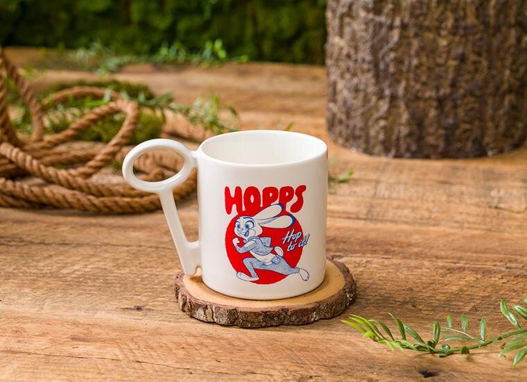 マグカップ 2,200円 ※全てのドリンクメニューとセットで購入可能