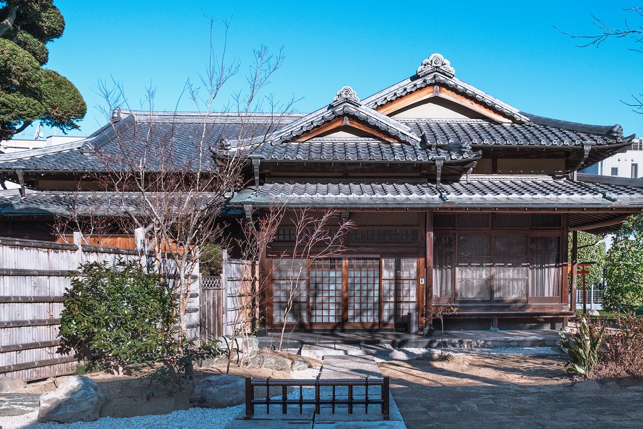 用途を検討中の母屋