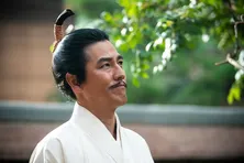 要潤、明智光秀は「陰のキャラクター」比叡山焼き打ちシーンの心境や初共演・小栗旬との距離感についても語る＜豊臣兄弟！＞