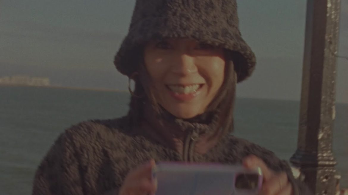 宇多田ヒカル『One Last Kiss』 宇多田ヒカル『One Last Kiss』