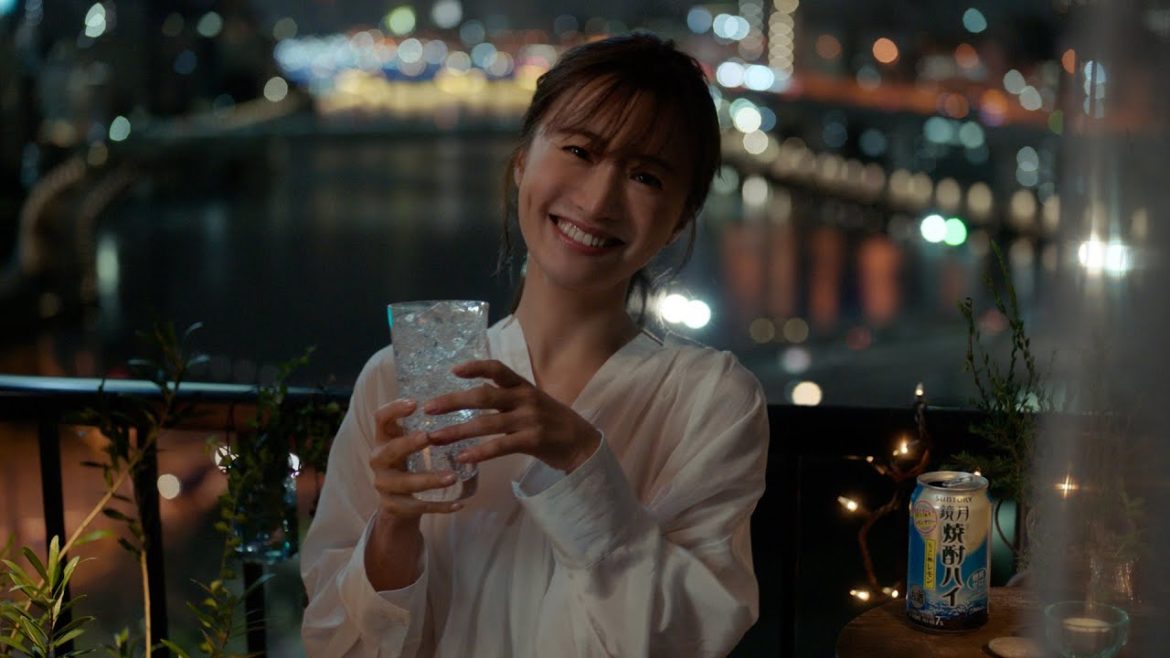 鏡月焼酎ハイ『はじめてのチュウ』篇 30秒 松本まりか サントリー CM