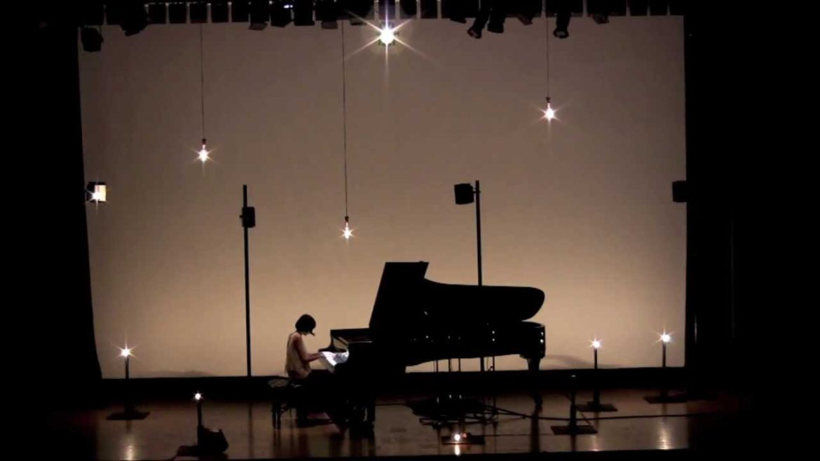 平井真美子 "shining girl"《夢の途中ツアー at 東京・めぐろパーシモンホール 20130622》／Mamiko Hirai