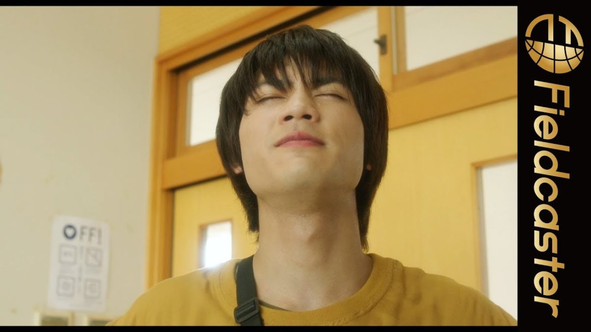 板垣瑞生演じる孝司が、“時の止まった女子高“に潜入!映画『初恋ロスタイム』 板垣瑞生演じる孝司が、“時の止まった女子高“に潜入!映画『初恋ロスタイム』