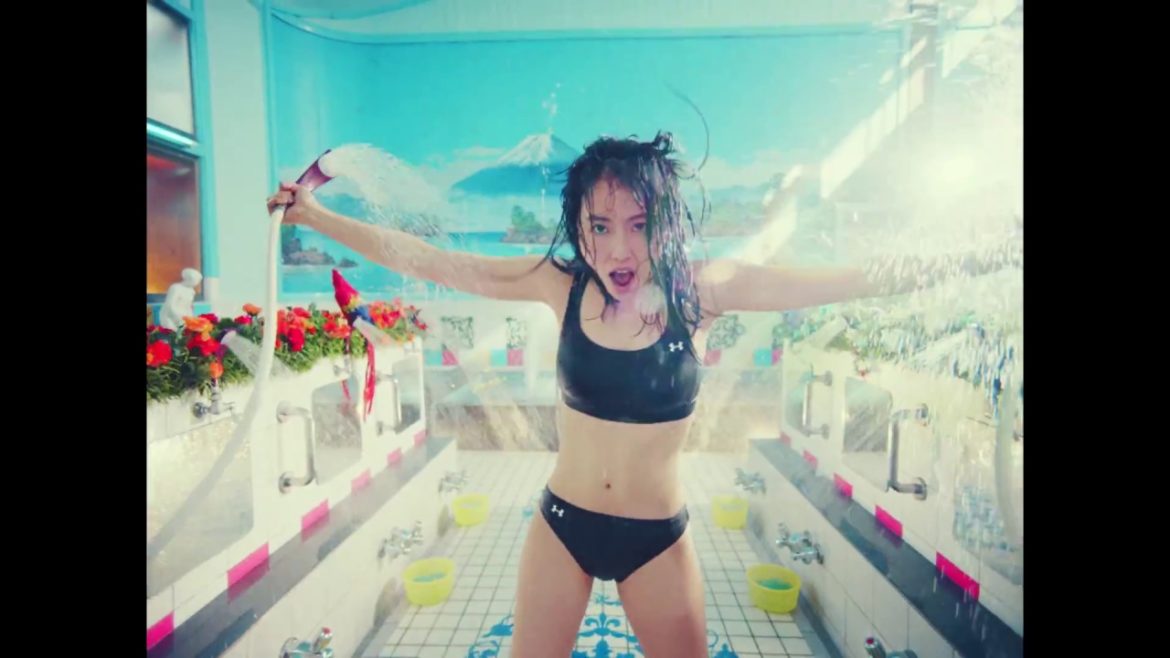 長澤まさみ、銭湯で踊る！『長澤まさみ×UNDER ARMOUR 』新ＰＶ
