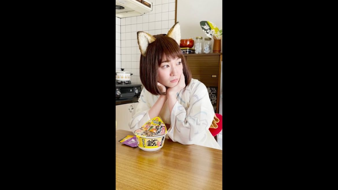 日清のどん兵衛「あの日の、どんぎつね。」/ 吉岡里帆