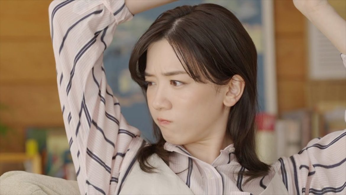 永野芽郁、中毒性のある音楽に“ぷく顔”披露! 犬との撮影でのハプニングに驚き 『湖池屋』「湖池屋プライドポテト」新CM「リニューアル」篇「家族」篇「犬」篇&メイキング&インタビュー 永野芽郁、中毒性のある音楽に“ぷく顔”披露! 犬との撮影でのハプニングに驚き 『湖池屋』「湖池屋プライドポテト」新CM「リニューアル」篇「家族」篇「犬」篇&メイキング&インタビュー