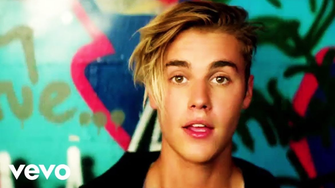 Justin Bieber – What Do You Mean? (Official Music Video) Justin Bieber - What Do You Mean? (Official Music Video)