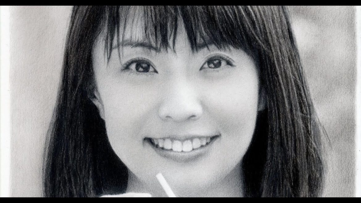 鉛筆画 小林麻耶 完成までの一部始終 動画 早送り / Pencil drawing/ Maya Kobayashi/ Portrait/ How To Draw