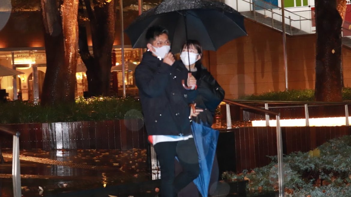 彼氏持ちの丸の内OLレイナと週刊誌に…