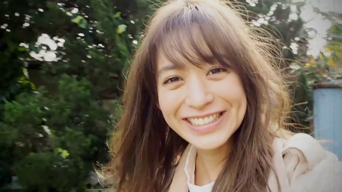 野崎萌香がオリンパスPENの新作で撮影したムービーを公開 野崎萌香がオリンパスPENの新作で撮影したムービーを公開