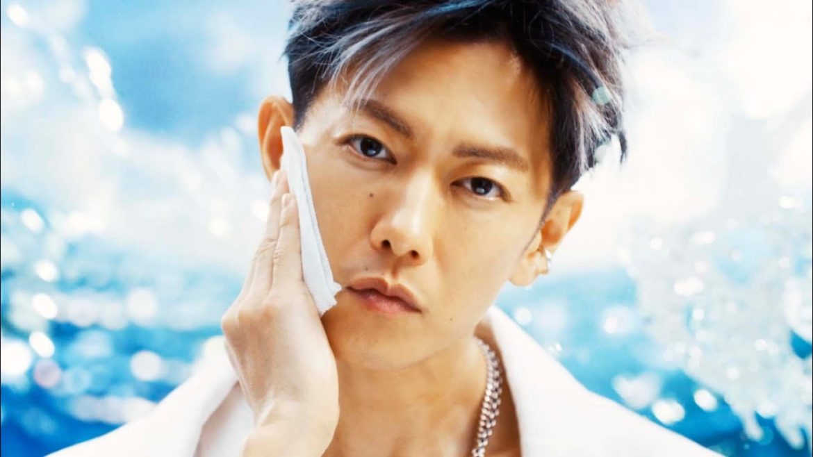 佐藤健、ひんやり素肌に究極の気持ちよさを感じて/マンダム「ギャツビー フェイシャルペーパー」CM 佐藤健、ひんやり素肌に究極の気持ちよさを感じて/マンダム「ギャツビー フェイシャルペーパー」CM