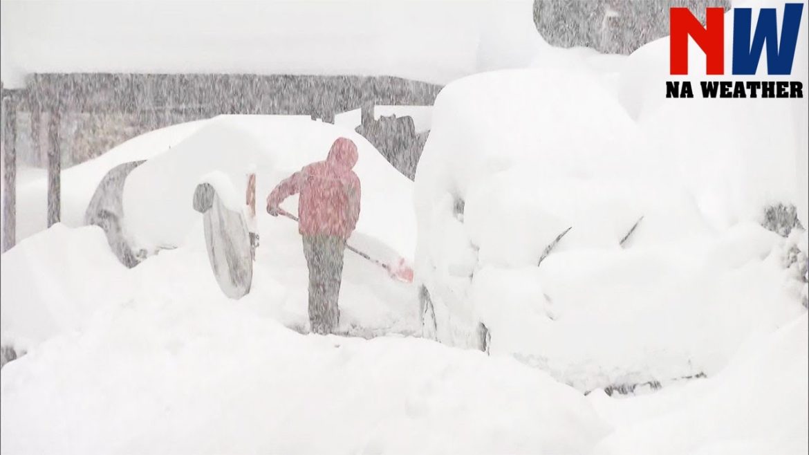 EXTREME WEATHER! Historic Blizzard in Japan Dec, 2020