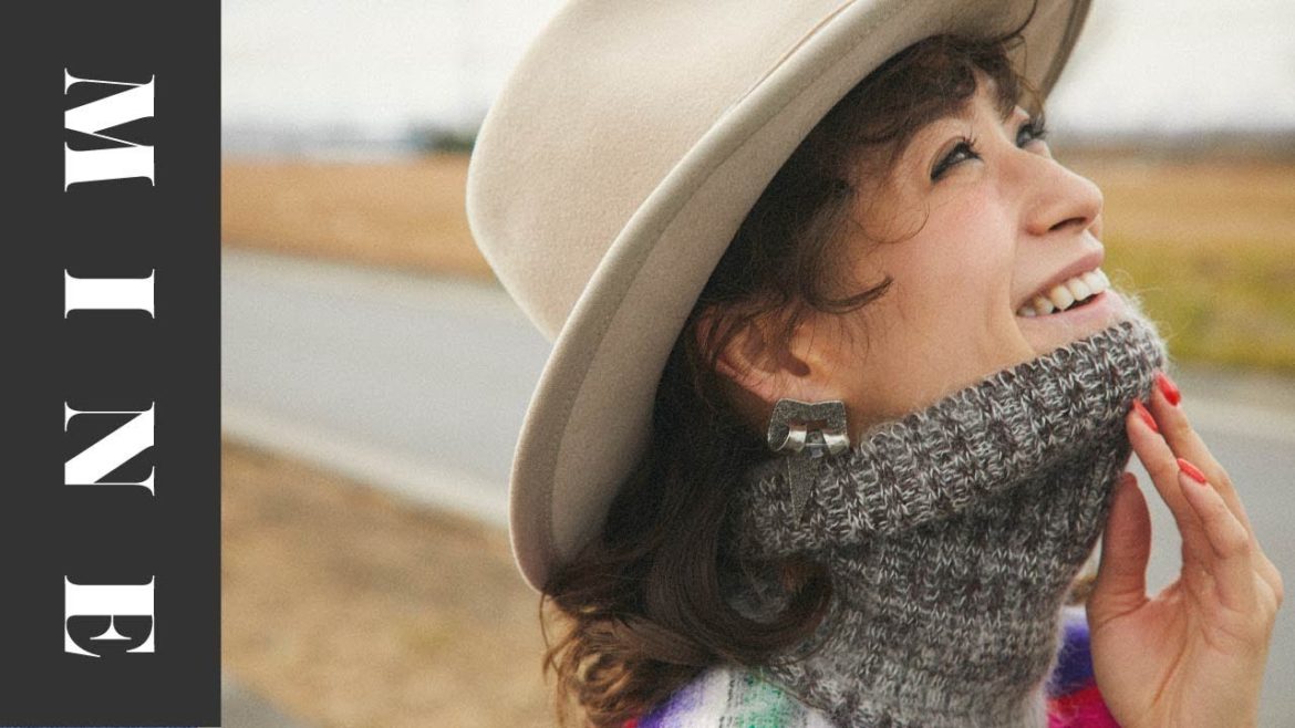 【野崎萌香のデニムコーデ】定番デニムを今っぽカジュアルに着こなす 【野崎萌香のデニムコーデ】定番デニムを今っぽカジュアルに着こなす