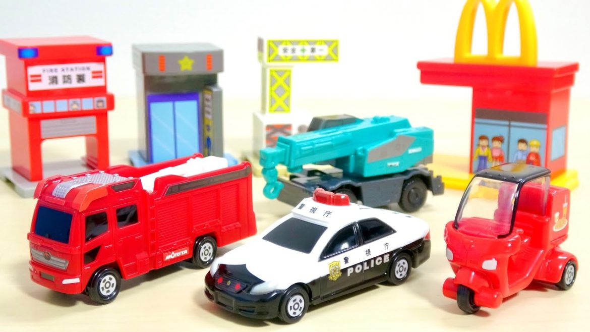 はたらくくるま 情景パーツが入ったハッピーセット トミカ パトカー 消防車 デリバリーバイク ラフてレーンクレーン