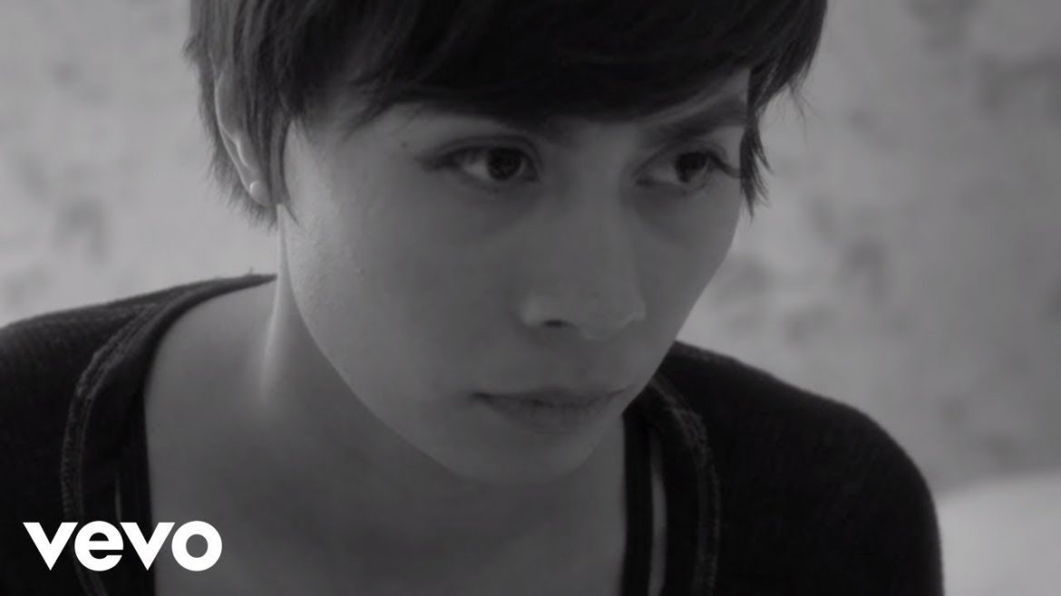 Justin Bieber – Love Yourself (Official Music Video) Justin Bieber - Love Yourself (Official Music Video)