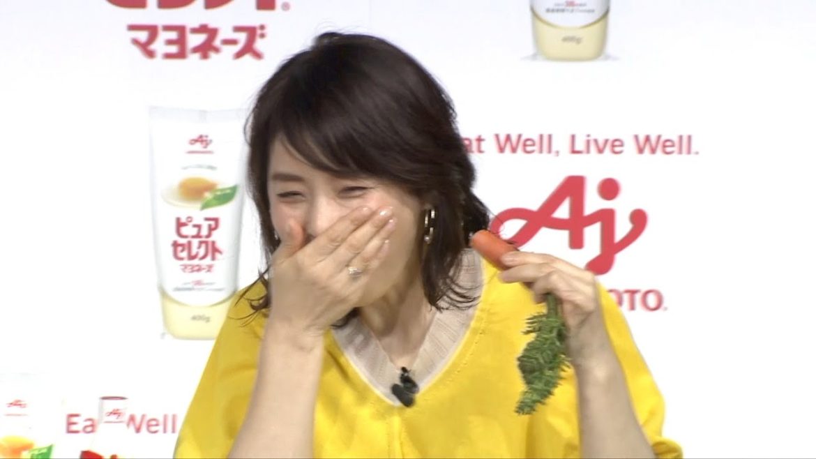 石田ゆり子、無邪気に照れ笑い！50代とは思えぬ“ピュアさ”　「初体験」の野菜収穫に大満足！　味の素『ピュアセレクト マヨネーズ』新CM発表会