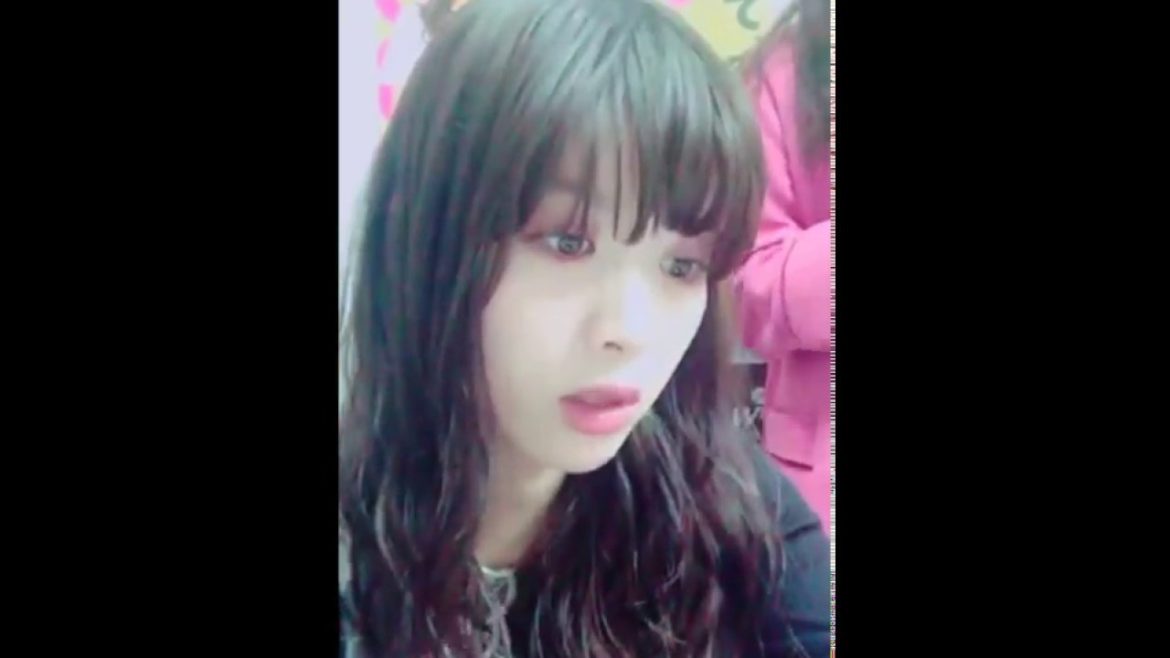馬場ふみか　LINE LIVE(黒い暴動)