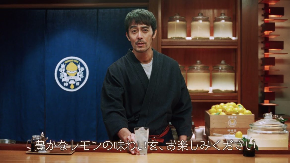 【檸檬堂】 阿部寛 「本日のおすすめ　定番レモン」篇 LEMON-DOU