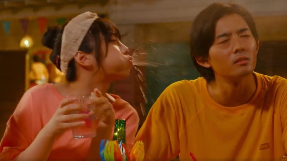 乃木坂46与田祐希、竜星涼＆犬飼貴丈に水吹き出す“衝撃映像”解禁！“ジェスチャー”珍回答に…　映画「ぐらんぶる」本編映像が公開