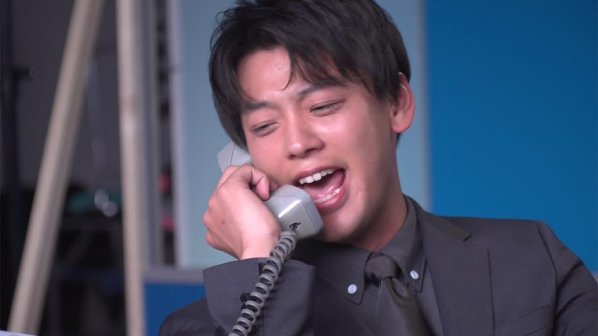 竹内涼真、社内恋愛中の彼女に「愛してるって！！」と叫ぶ　仕事中に表情キリッと一変　ロッテ「EATMINT」新CM＆メーキング映像が解禁