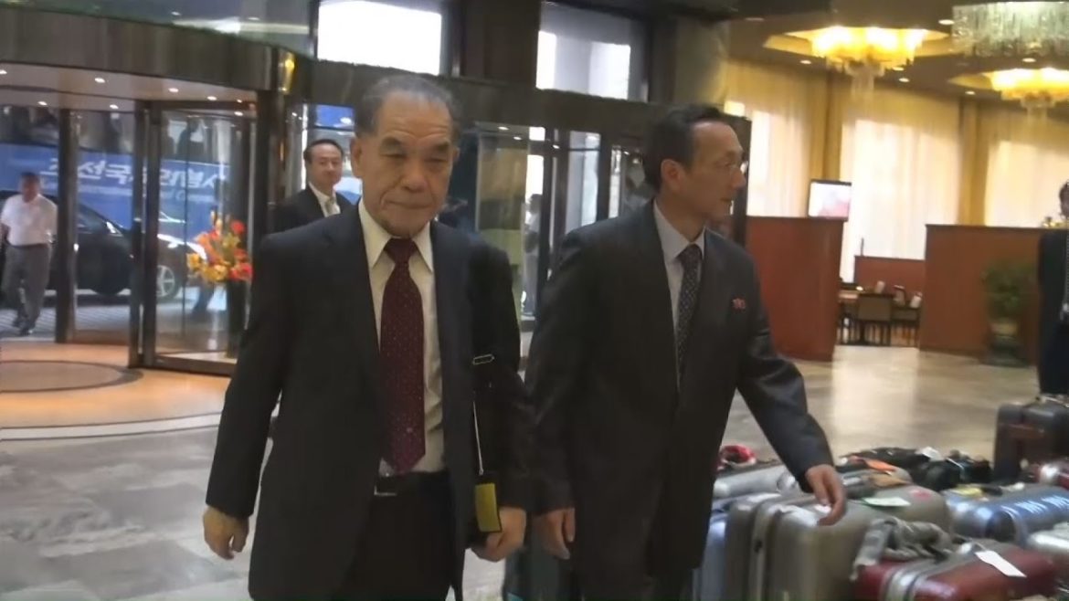 金丸信元副総裁の親族らが訪朝 日朝関係改善に取り組む