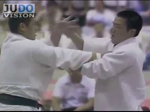 JUDO 1983 Highschool Team: Toshihiko Koga 古賀 稔彦 (JPN) JUDO 1983 Highschool Team: Toshihiko Koga 古賀 稔彦 (JPN)