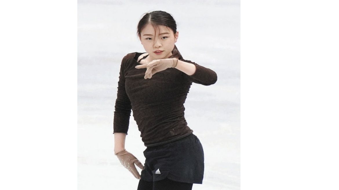 紀平梨花、腰痛も公式練習でトリプルアクセル着氷 連続ジャンプなども鮮やかに決める【フィギュア世界国別対抗】