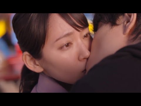 キスシーン 吉岡里帆 鈴木亮平 レンアイ漫画家 真栄田郷敦 内田理央 木南晴夏 小西桜子 キス キスシーン ラブシーン 木曜ドラマ フジテレビ どんぎつねさん 星野源 News Wacoca Japan People Life Style