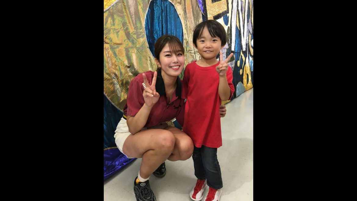 ボウリングキッズ　水野聡太　６才　稲村亜美さんと一緒に投げた思い出！　／　ボーリング　みずのそうた　神スイング　神ピッチング　神ストライクとなるか？　番組共演　練習風景　天才キッズ　かわいい　美人