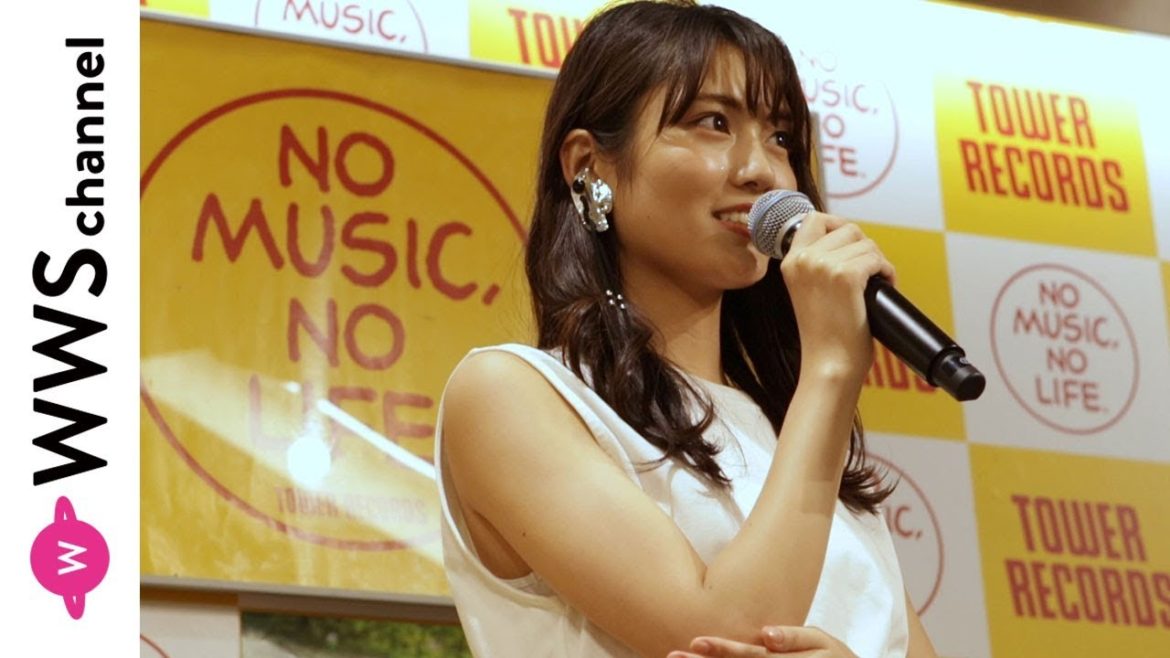 水谷果穂「落ち込んだ時に聞いてほしい」新宿タワレコで1stアルバム「深呼吸」をPR！