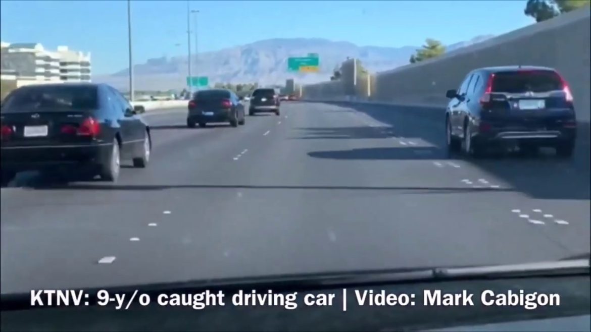 9歳少年が高速道路を蛇行運転、恐怖の10マイル　ラスベガス