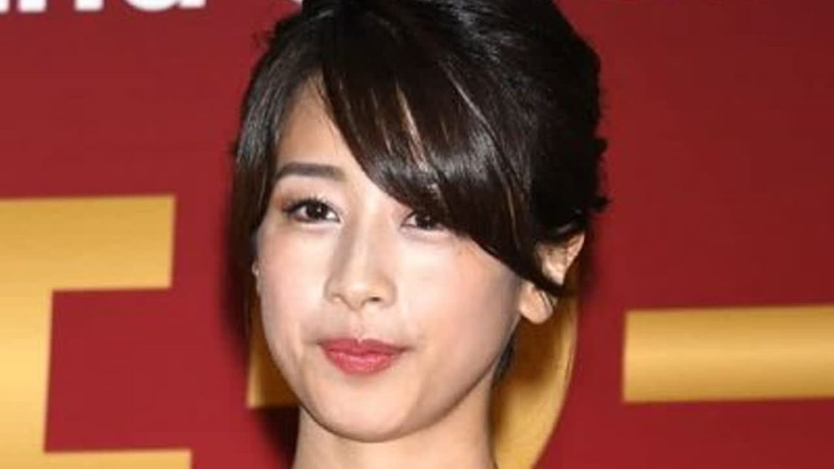 加藤綾子“TBS出水麻衣アナのお下がり”報道でスピード離婚危機！