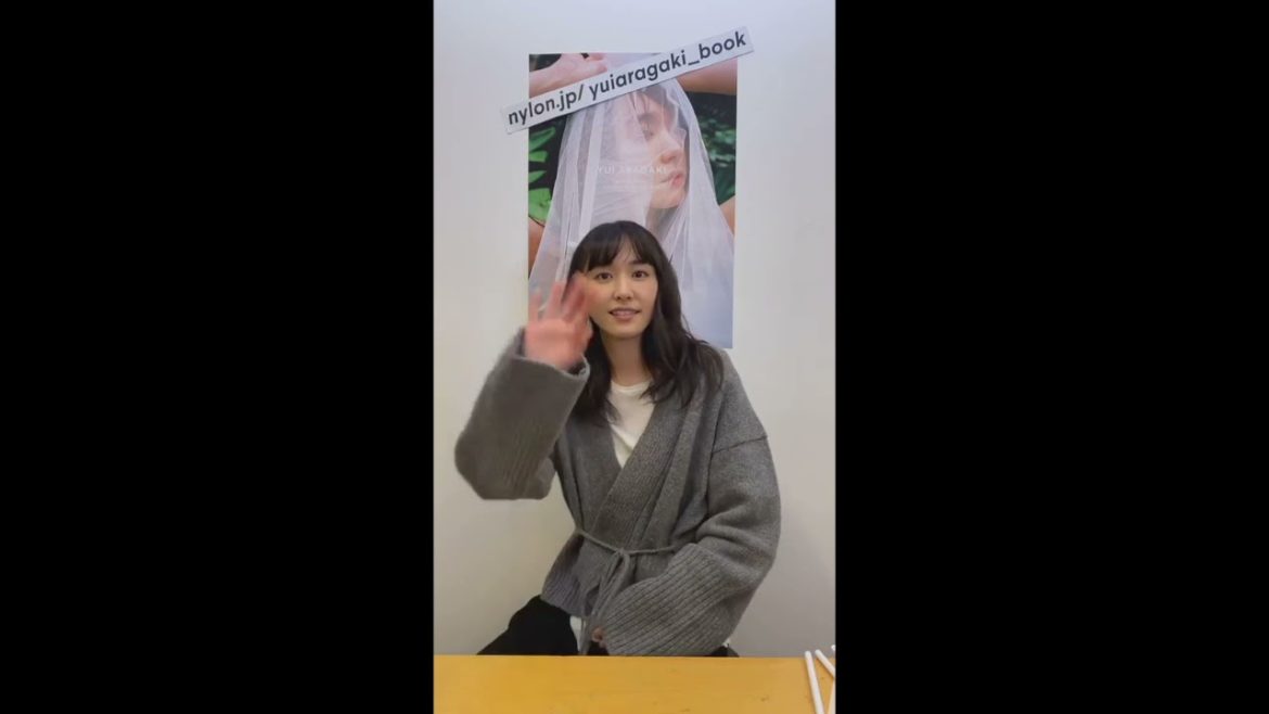 目を見て手を振ってくれる新垣結衣【インスタライブ】