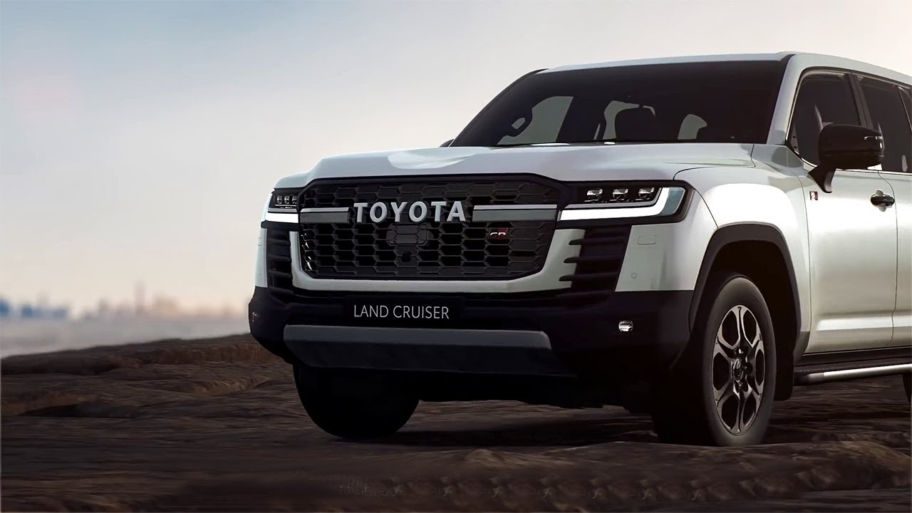 Toyota Land Cruiser 300 Sport
