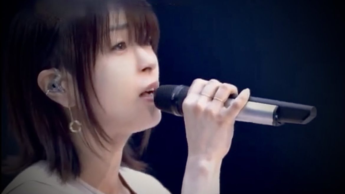 宇多田ヒカル「初恋」on TV (2018)