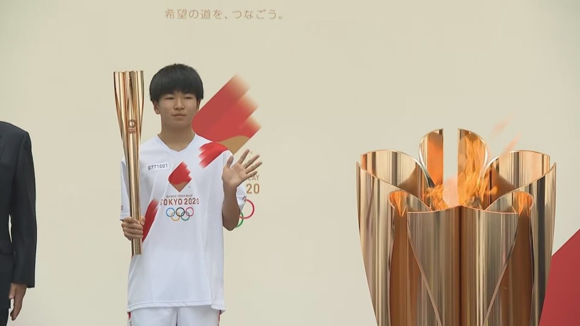 札幌で五輪聖火式典 代表ランナー1人参加