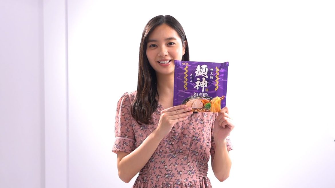 新川 優愛, 麺神袋麺 新CM「袋から麺です」篇　3月12日(金)WEB先行公開!!!