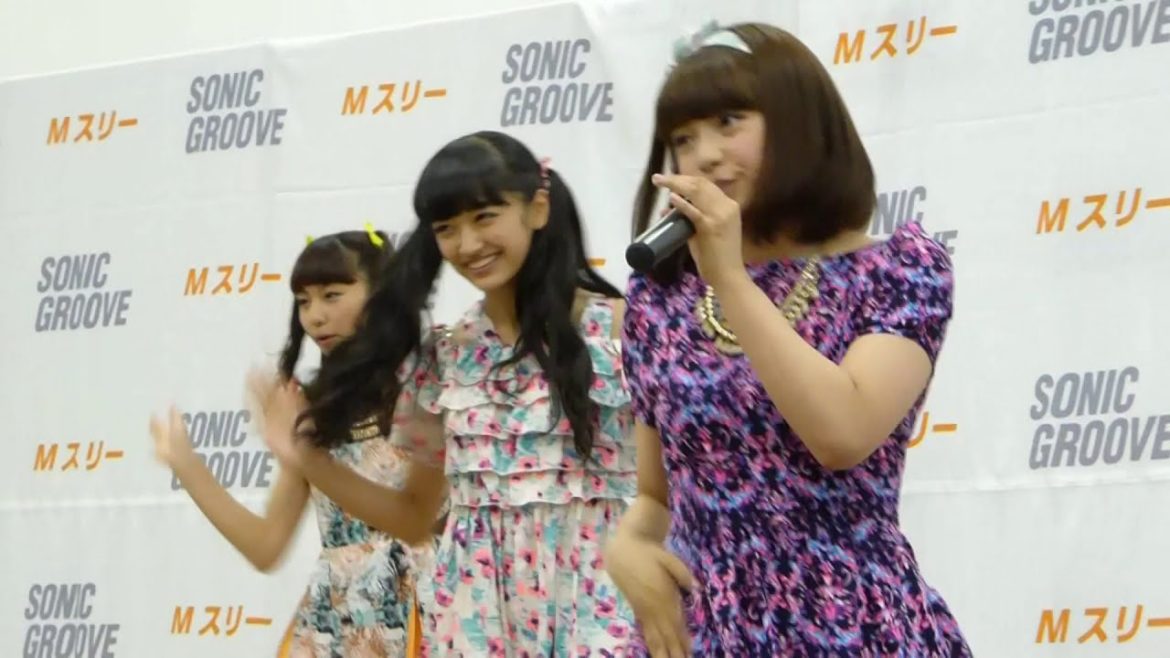 Ｍスリー（藤田みりあ、下村実生、林田真尋）たまプラーザテラス2014/07/05