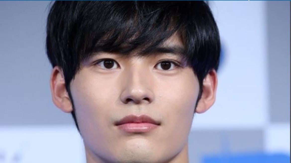 岡田健史「独立騒動」がドロ沼…綾野剛・小栗旬が味方でも、事務所移籍は難しいワケ   -  Star news