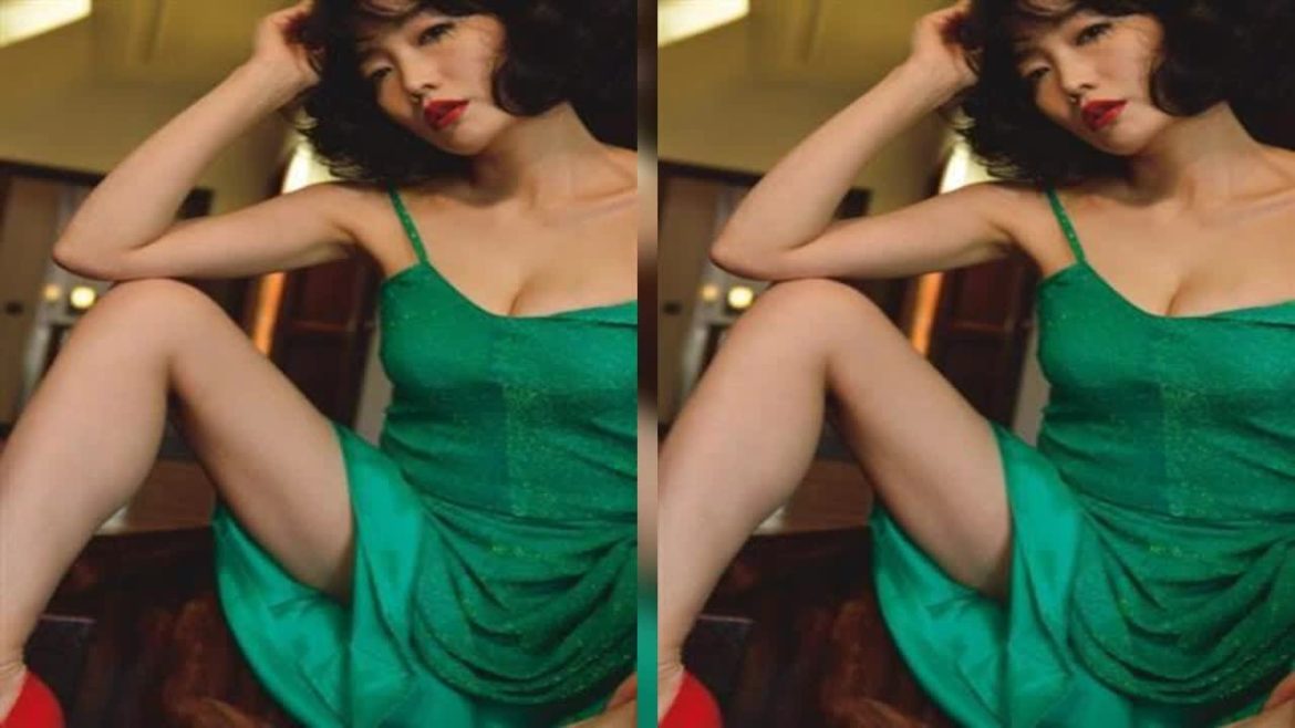 ✅  佐藤江梨子8年ぶり本格グラビア　竹中直人が撮り下ろす『宙を見る女』