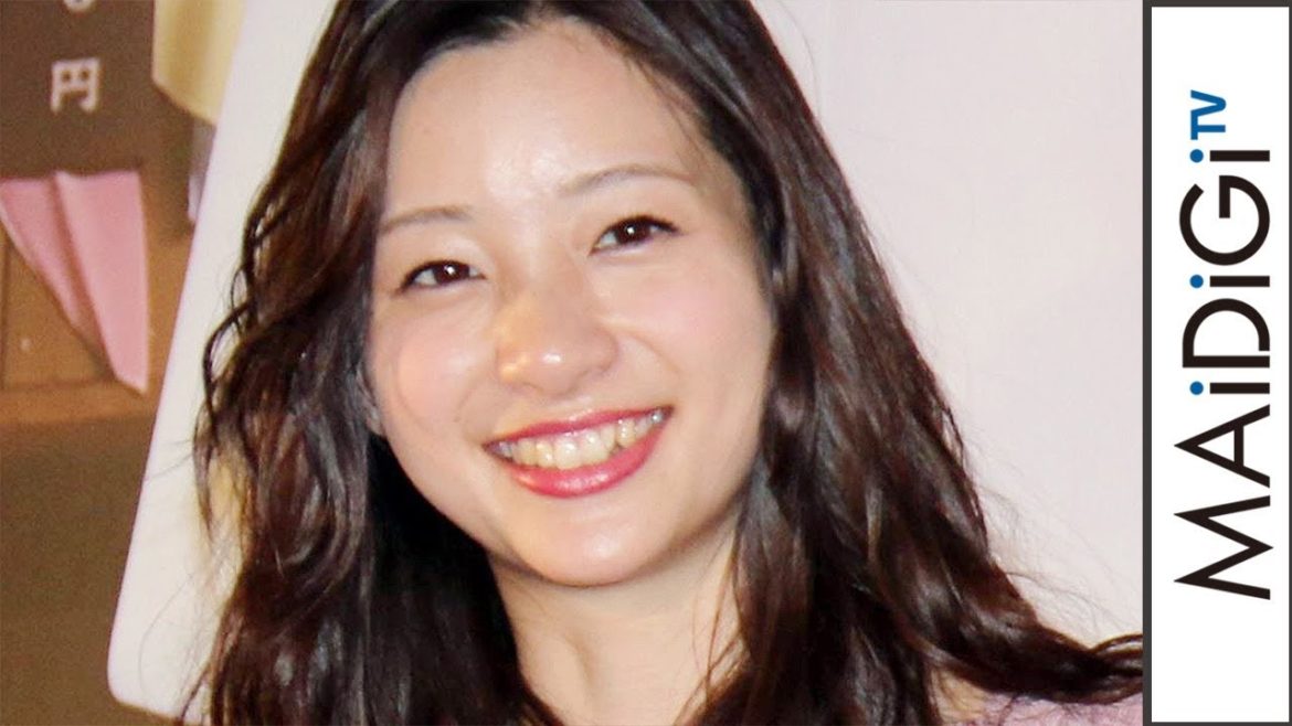 足立梨花、サッカーW杯はプラチナ世代に注目　映画「キスできる餃子」公開記念舞台あいさつ2