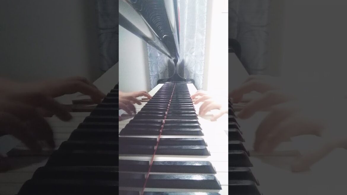 山崎賢人主演映画「夏への扉―キミのいる未来へ―」主題歌LiSA「サプライズ」を弾いてみました。♯Shorts