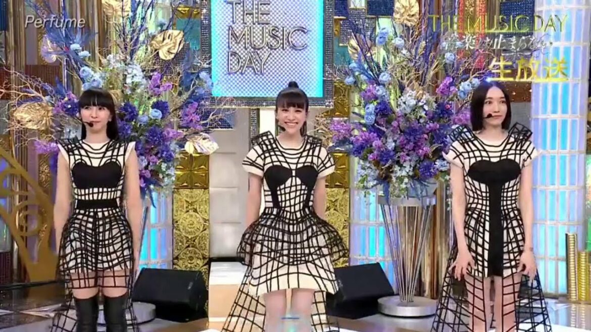 Perfume「ボリゴンウェイヴ」THE MUSIC DAY 2021年07月03日