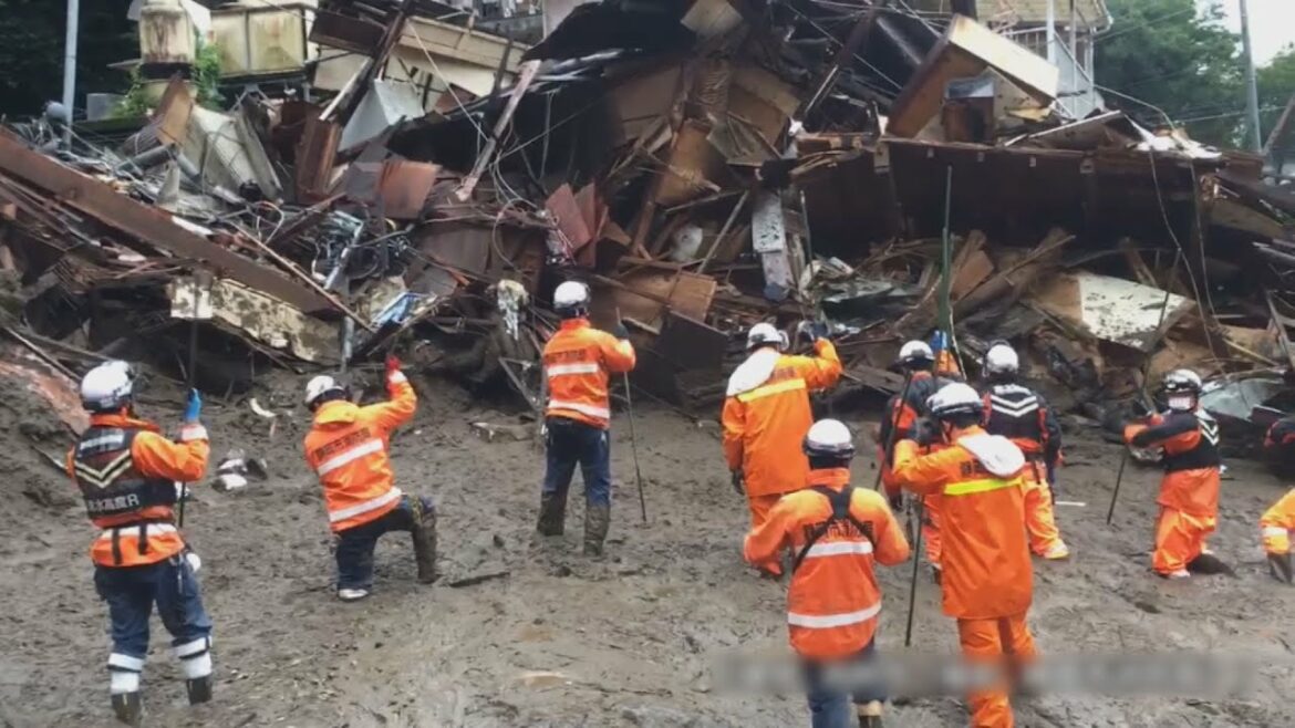熱海土石流、死者3人に 捜索続行、発生3日目