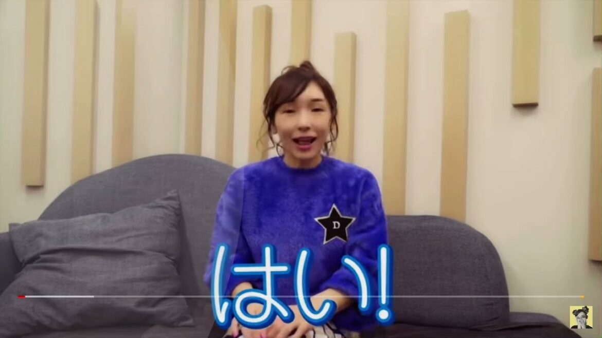 加護ちゃんねるのポーズプロトタイプ