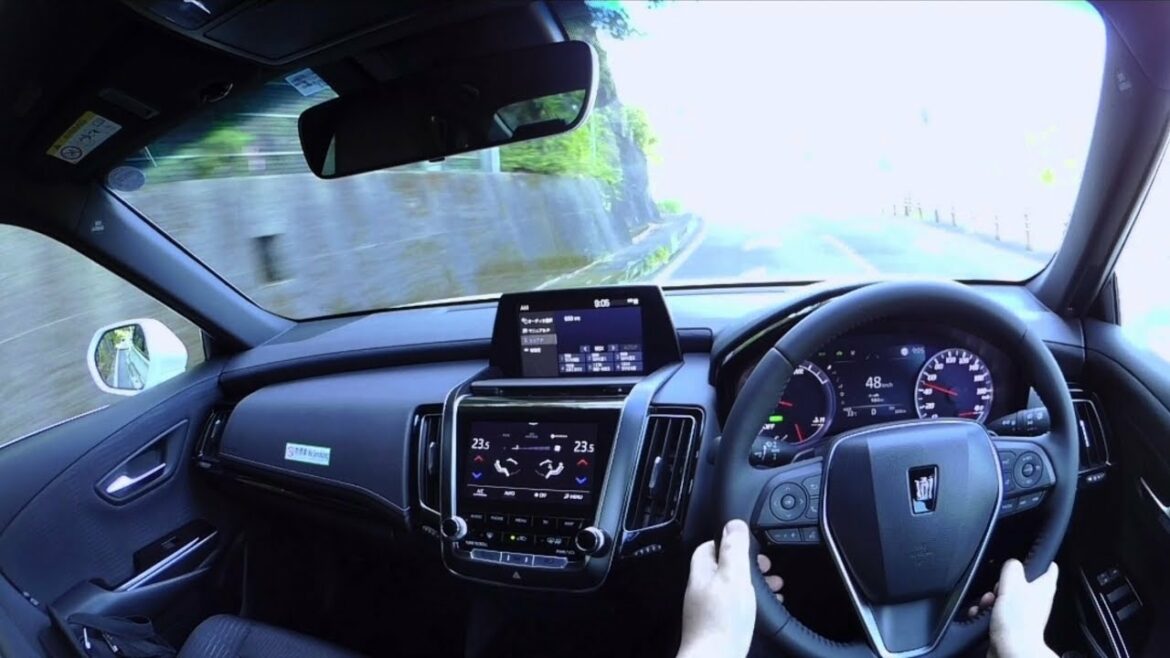 【 新型クラウン HYBRID 】坂道でベタ踏みした結果…
