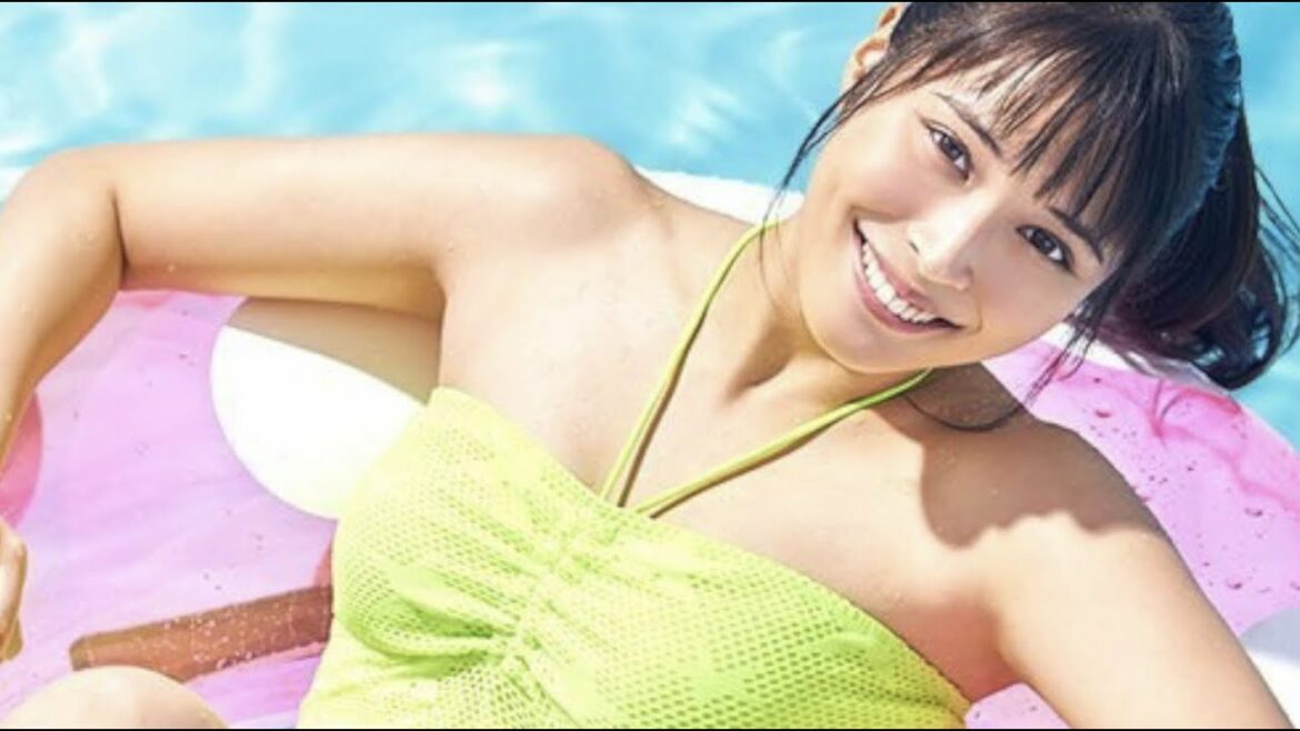 広瀬アリス(Arisu Hirose)(かわいい水着グラビア編)【女優写真集・フォトブック画像集 Japanese actress】 広瀬アリス(Arisu Hirose)(かわいい水着グラビア編)【女優写真集・フォトブック画像集 Japanese actress】