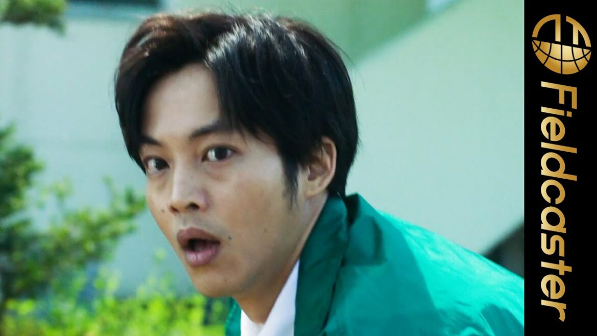 自分が追いかけた万引き未遂の中学生が車に轢かれて死亡。松坂桃李の演じる役に胸が苦しむ。映画『空白』予告映像