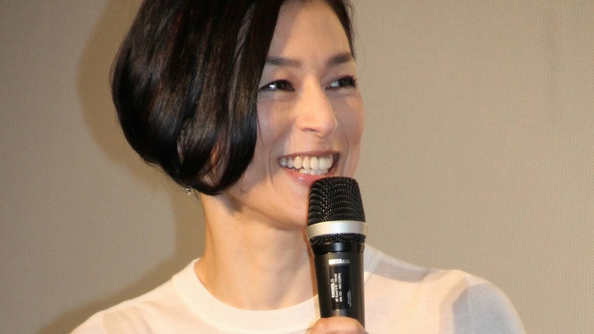 鈴木保奈美、夫婦は「言葉で表現することが大事」 映画「間奏曲はパリで」イベント1 #Honami Suzuki #event 鈴木保奈美、夫婦は「言葉で表現することが大事」 映画「間奏曲はパリで」イベント1 #Honami Suzuki #event